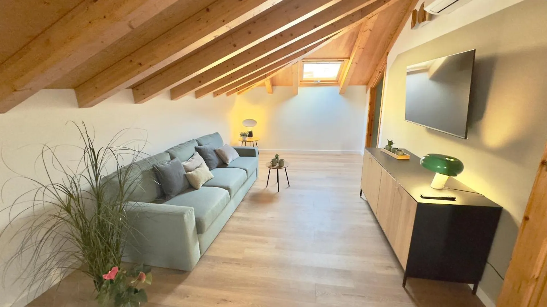 SantʼAgata di Militello Magri Comfort House בית הארחה SantʼAgata di Militello